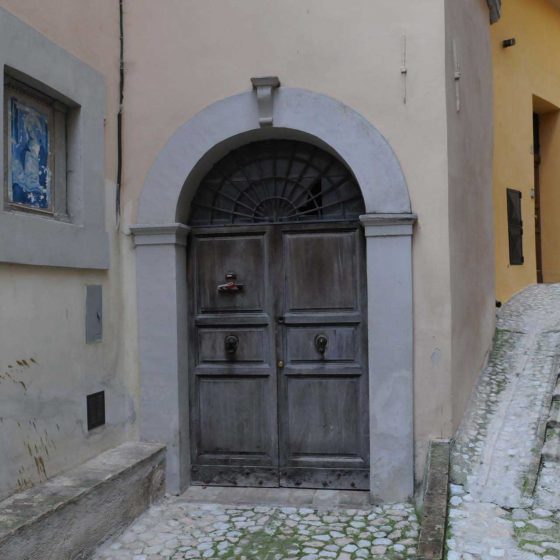 Trevi - Trevi, via della Fonderia [TRE120]