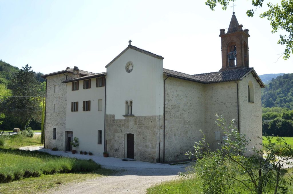 Foligno, Capodacqua, chiesa parrocchiale