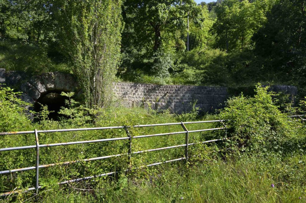 Foligno, Capodacqua, viadotto romano