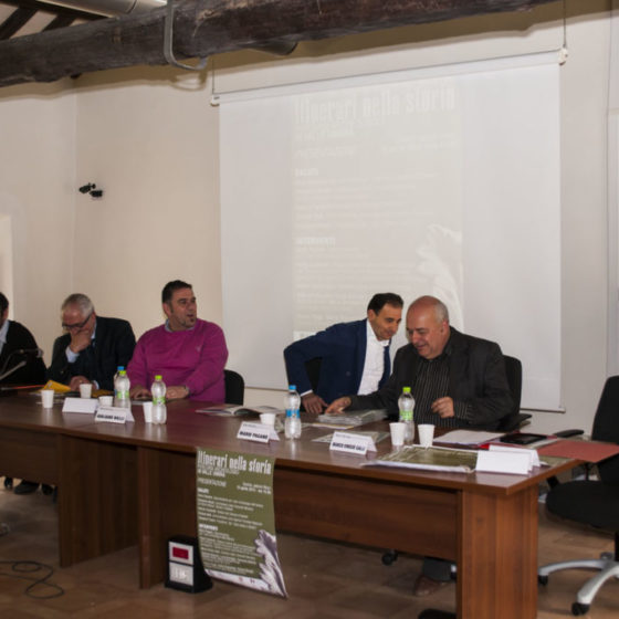 18 aprile 2015. Spoleto, palazzo Mauri. Presentazione 'Itinerari nella storia'. Presenta il lavoro e coordina la giornata, Marco Vinicio Galli Direttore della Comunità montana