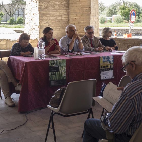 FESTA DI SAN GIOVANNI, 23 GIUGNO 2018, PRESENTAZIONE VOLUME 'IL NERO DI TREVI' (STEFANIA MOCCOLI) [FOTO GIAMPAOLO FILIPPUCCI - ARCHIVIO MONTAGNEAPERTE]