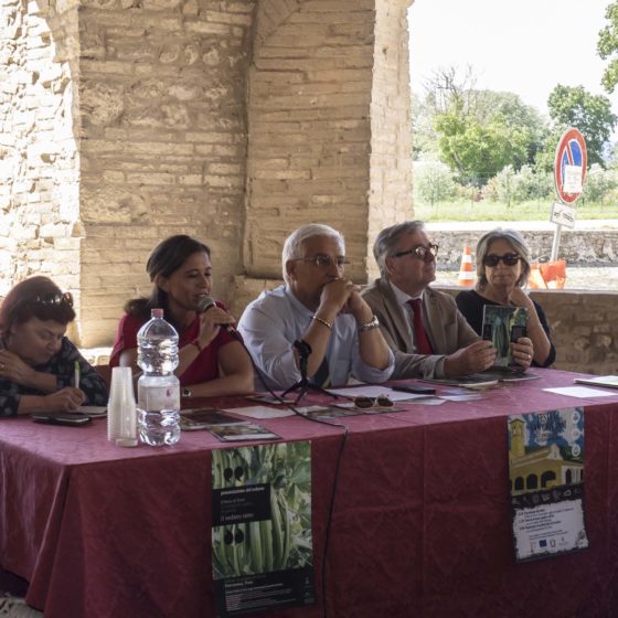 FESTA DI SAN GIOVANNI, 23 GIUGNO 2018, PRESENTAZIONE VOLUME 'IL NERO DI TREVI' (STEFANIA MOCCOLI) [FOTO GIAMPAOLO FILIPPUCCI - ARCHIVIO MONTAGNEAPERTE]